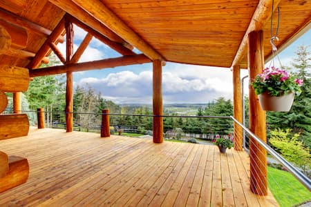 Cabin Staining 101: What Homeowners Need To Know